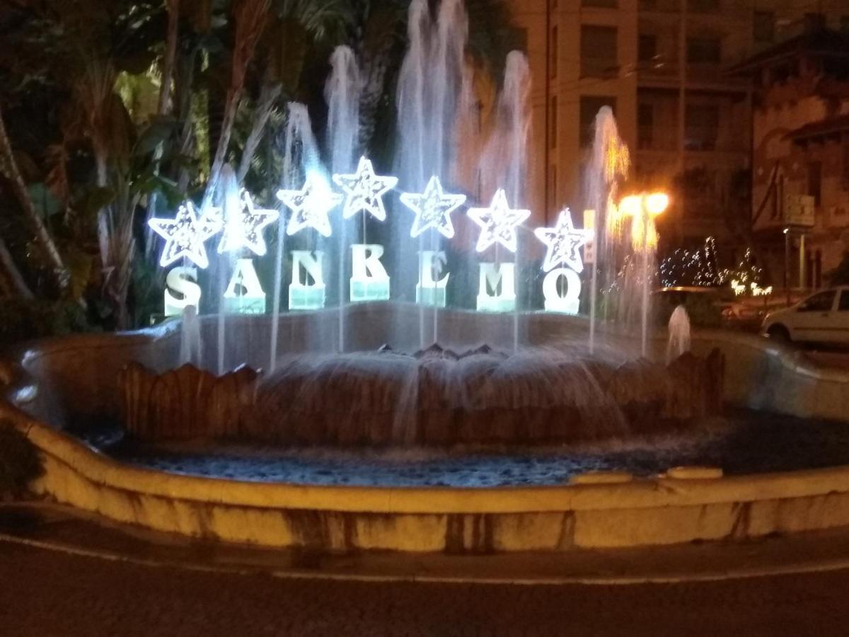 "6 In Centro" Guest House Sanremo Exterior foto
