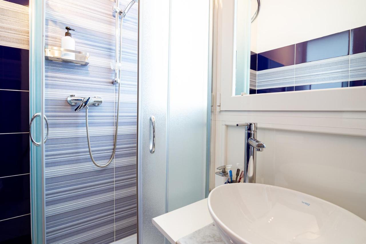 "6 In Centro" Guest House Sanremo Exterior foto